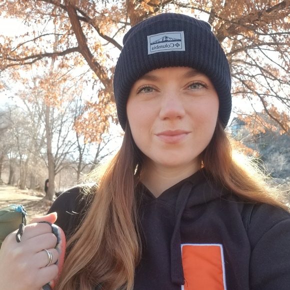 Meet your Posher, Dennise - Picture 1 of 10